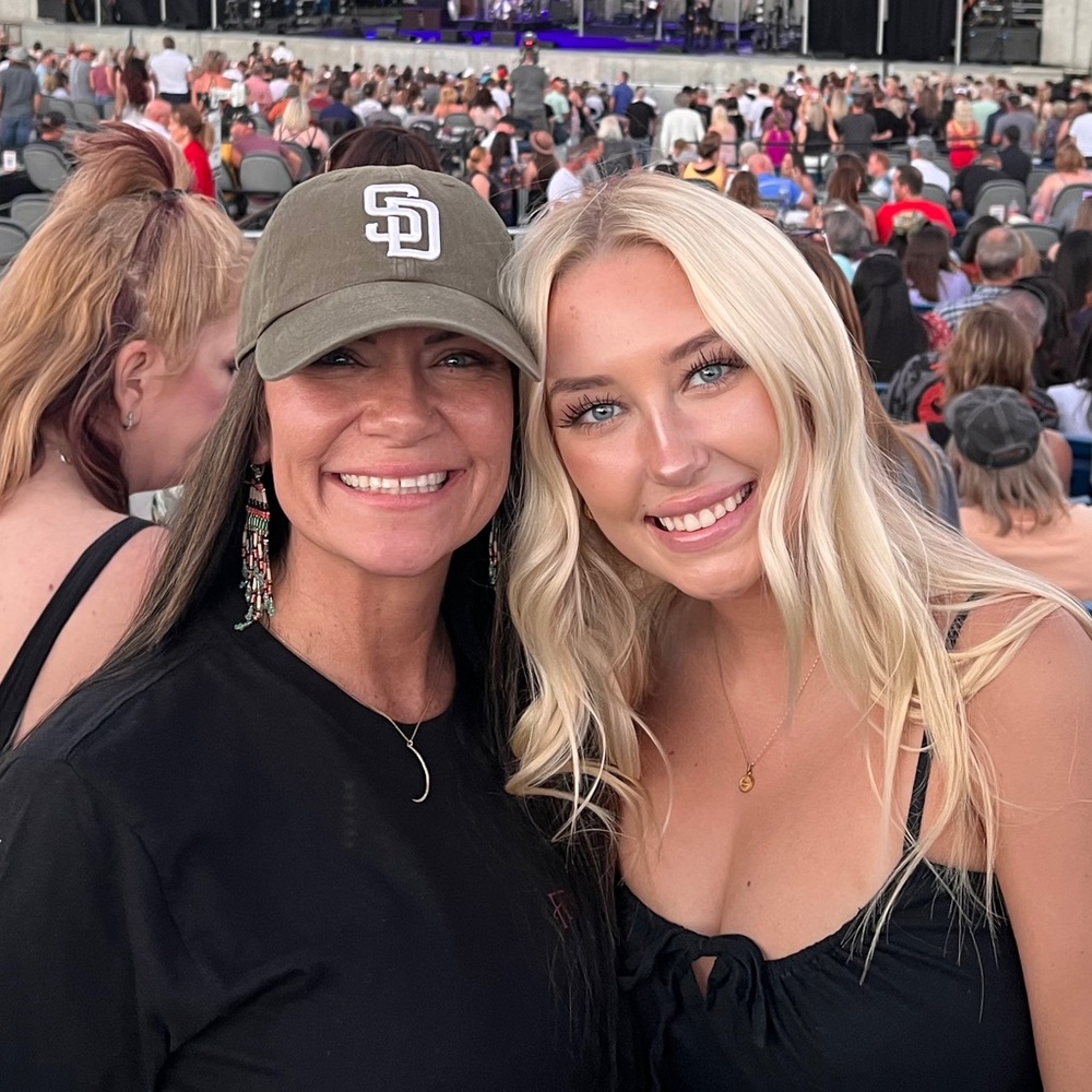 Meet your Posher, Tawni